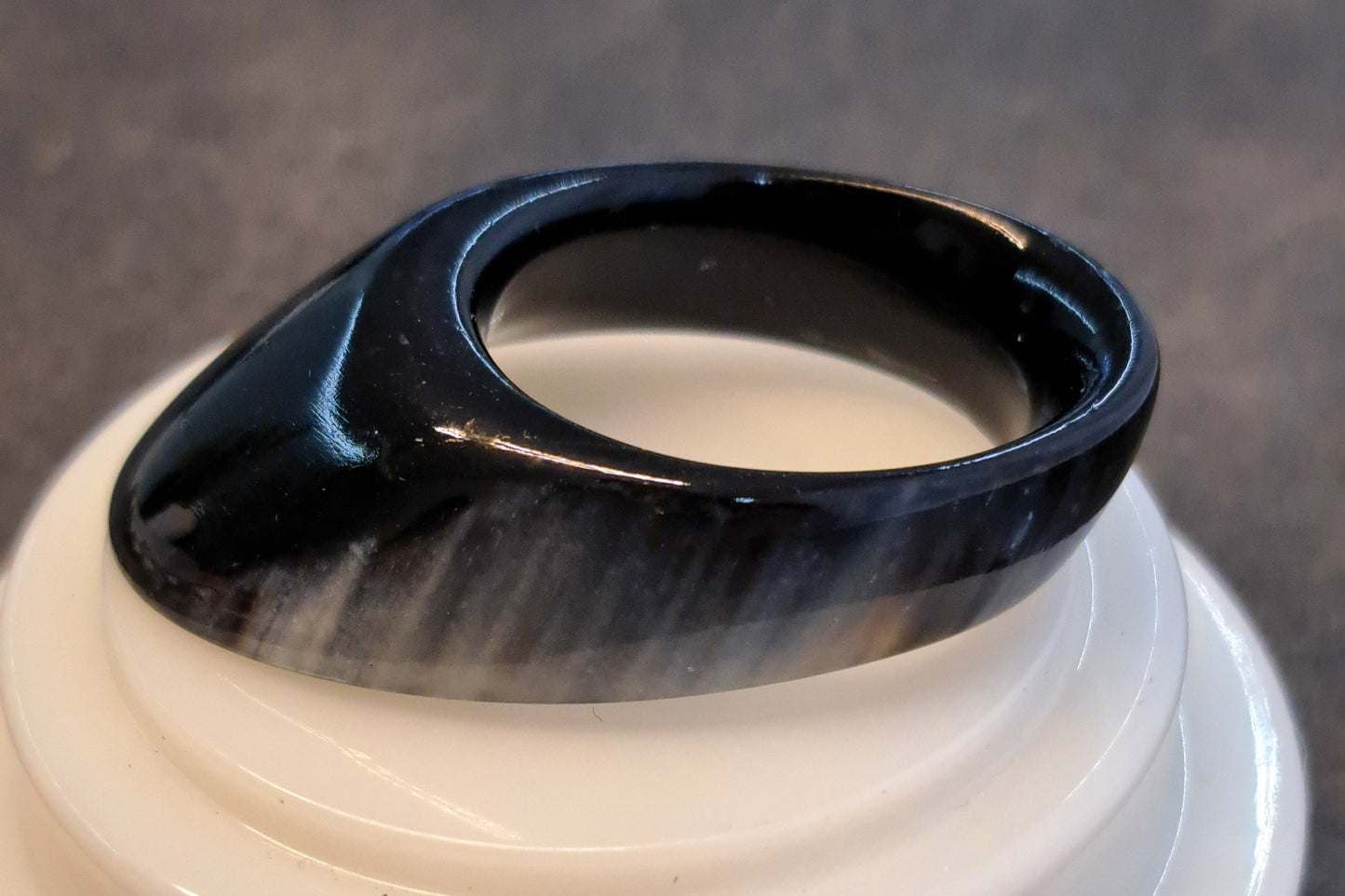 Daumenring aus Büffelhorn